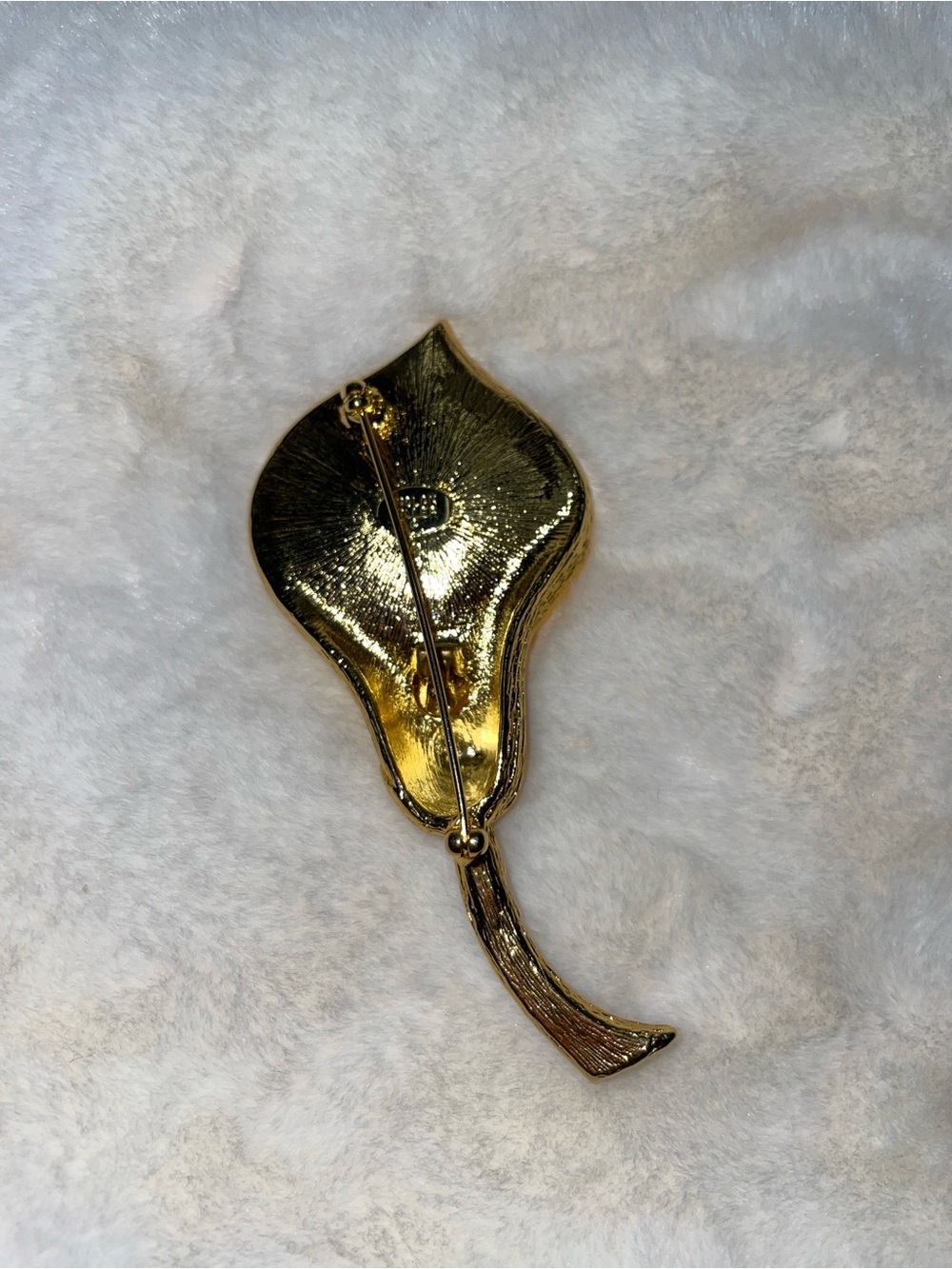 Vintage Nolan Miller Gold & Silver Pavé rhinestones set in a Calla Lily Brooch. - Picture 4 of 6